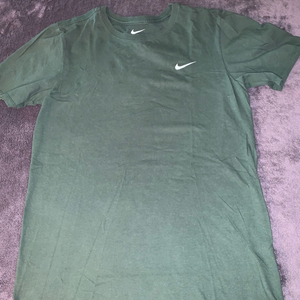 Nike t shirt